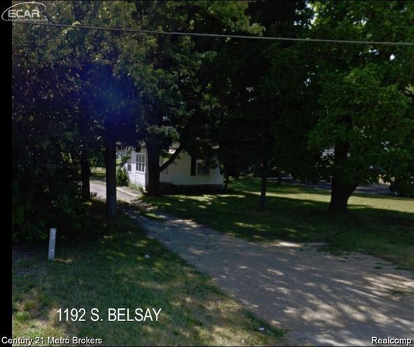 1200 S Belsay Rd, Burton, MI 48509